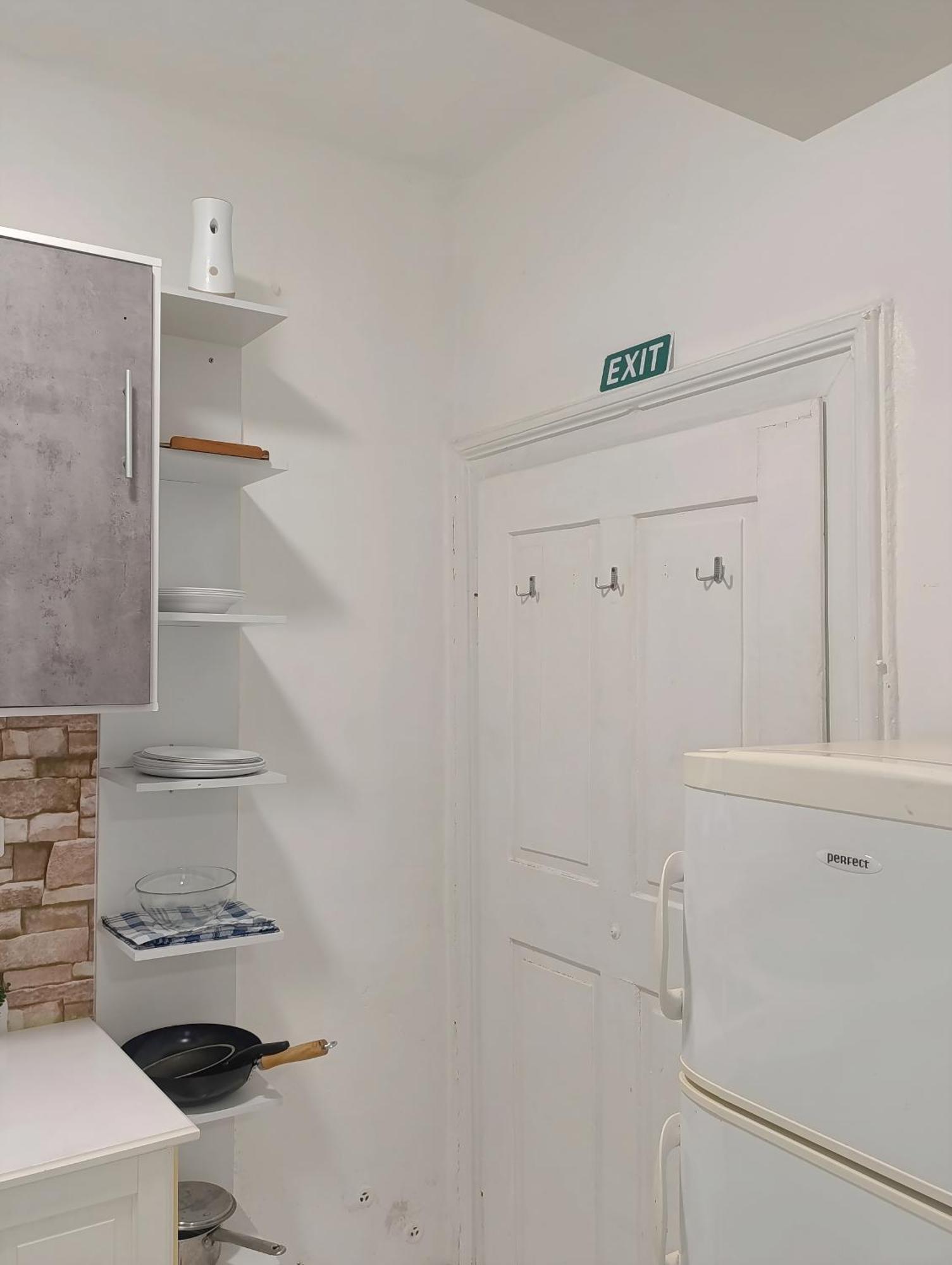 Apartment For Four People Nina *